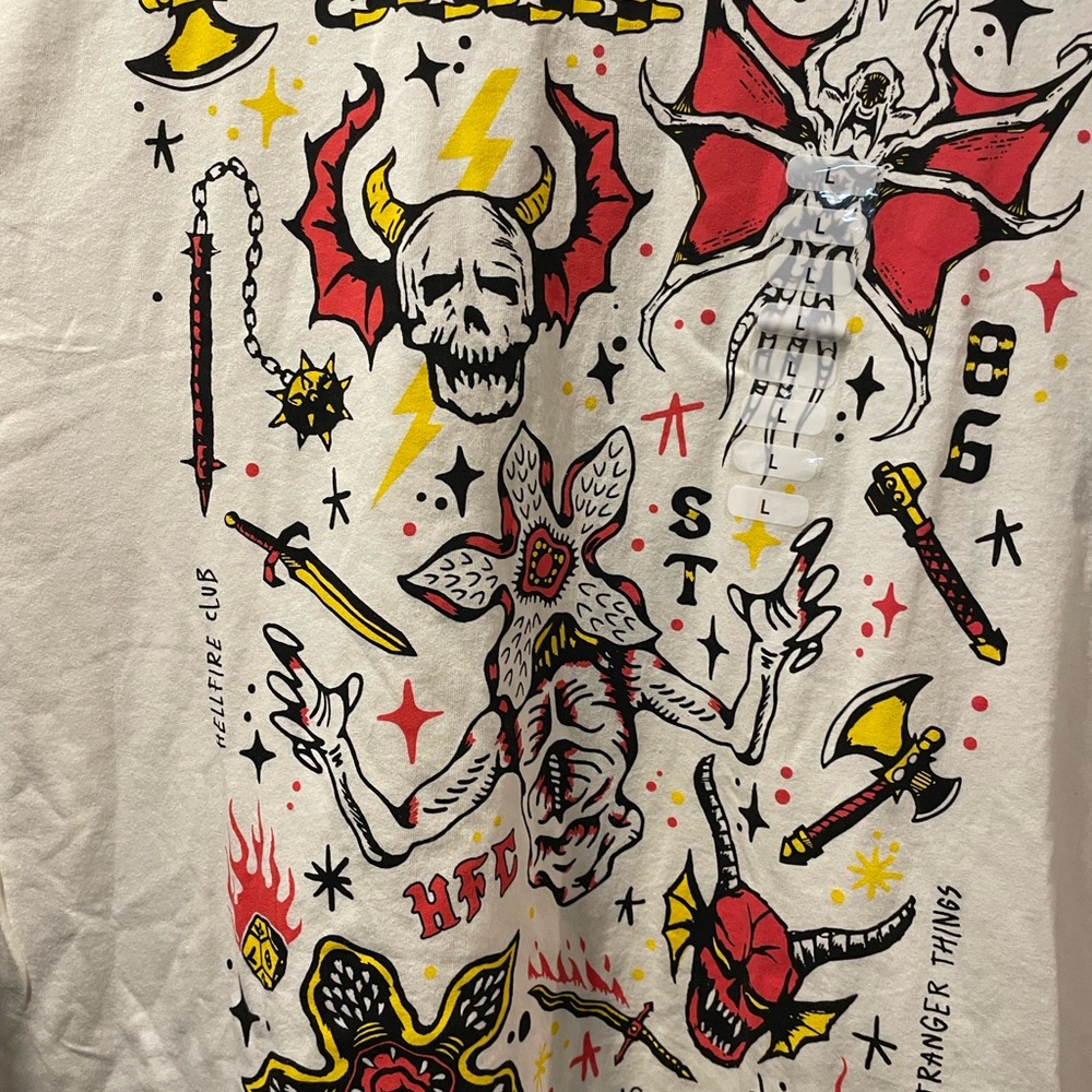 🖤 Stranger Things Graphic Tee – Hell Can Wait 🖤 size large - Picture 8 of 8